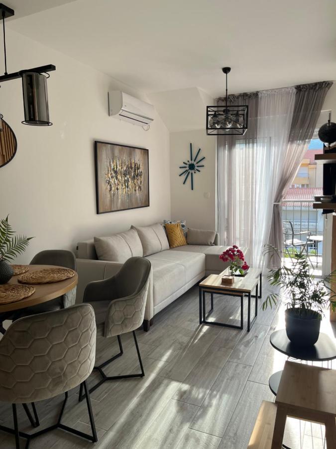 Blue Berry Apart Budva Bagian luar foto